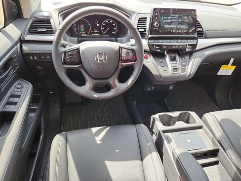 New 2026 Honda Odyssey EX-L image 8