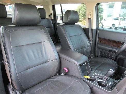 Used 2018 Ford Flex Limited image 8