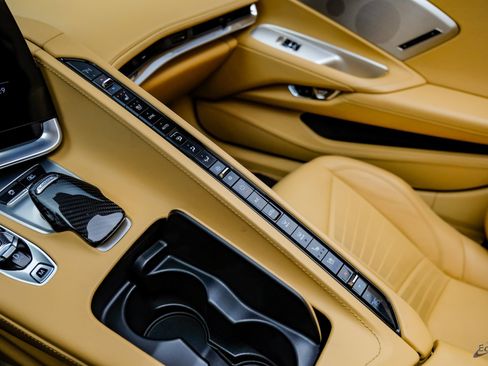 Used 2020 Chevrolet Corvette Stingray Premium Conv w/ 3LT Preferred Equipment Group image 67