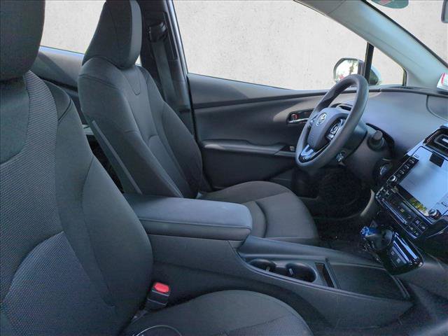 Used 2022 Toyota Prius L Eco FWD image 19
