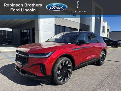 New 2026 Lincoln Nautilus Reserve image 1