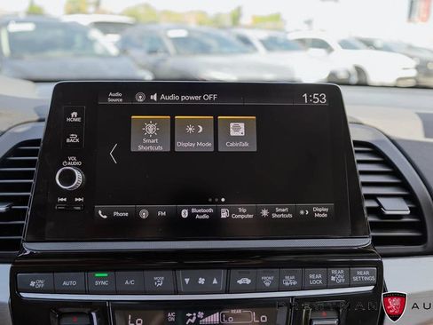 Used 2025 Honda Odyssey EX-L image 31