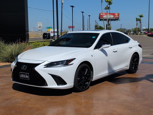 Used 2022 Lexus ES 300h F Sport w/ Accessory Package 2 FWD image 5