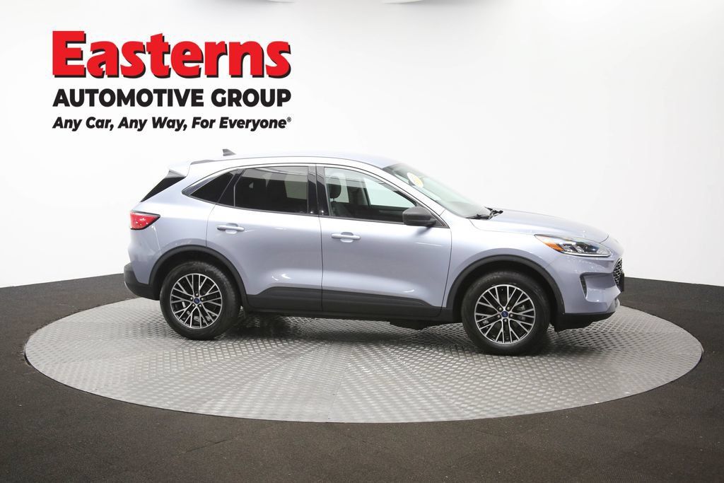 Used 2022 Ford Escape SE w/ Convenience Package FWD image 49
