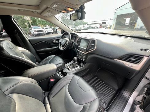 Used 2016 Jeep Cherokee Limited AWD/4WD image 15