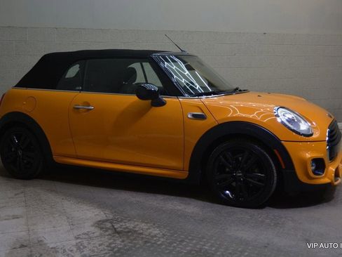 Used 2017 MINI Cooper Convertible FWD image 7