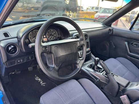 Used 1990 MAZDA MX-5 Miata RWD image 16