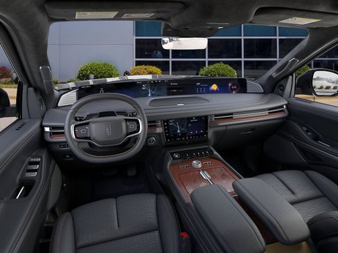New 2026 Lincoln Navigator L Black Label AWD/4WD image 9