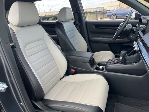 Certified 2025 Honda CR-V Sport Touring image 31