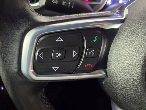 Used 2020 Jeep Wrangler Unlimited Sahara AWD/4WD image 18