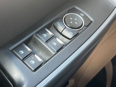 Used 2023 Ford F150 XLT image 7