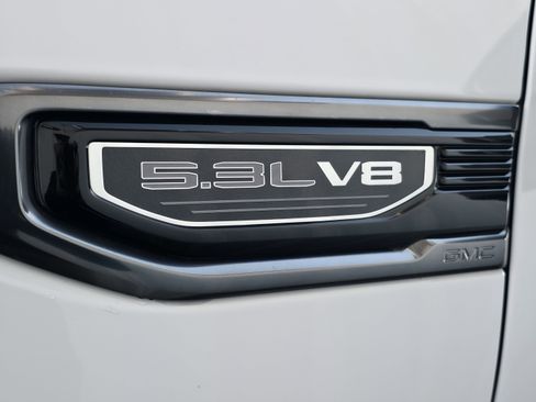 Used 2021 GMC Sierra 1500 AT4 w/ AT4 Premium Package image 5