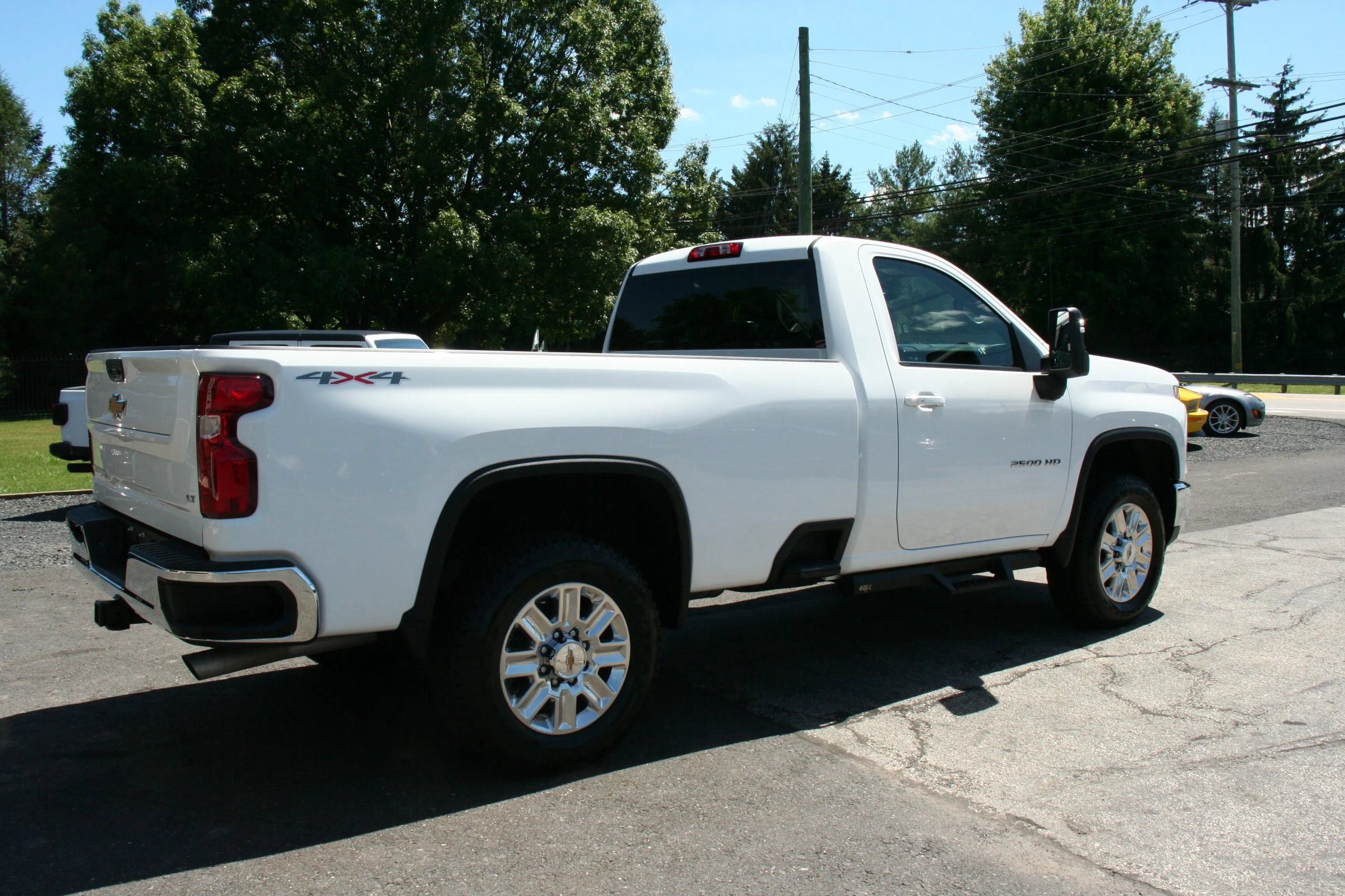 Used 2024 Chevrolet Silverado 2500 LT w/ Convenience Package AWD/4WD image 4