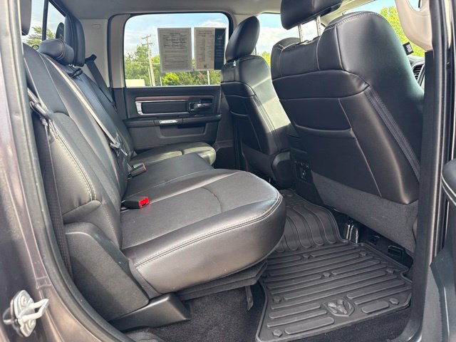Used 2017 RAM 1500 Laramie w/ Convenience Group AWD/4WD image 30