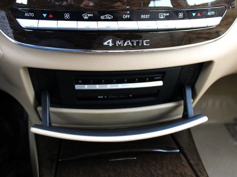 Used 2012 Mercedes-Benz S 350 BlueTEC 4MATIC image 36