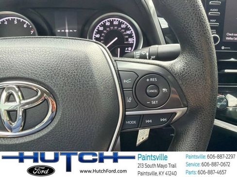 Used 2022 Toyota Camry LE FWD image 17