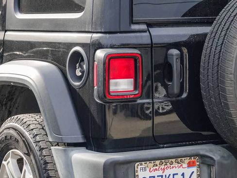 Certified 2022 Jeep Wrangler Unlimited Sport image 16
