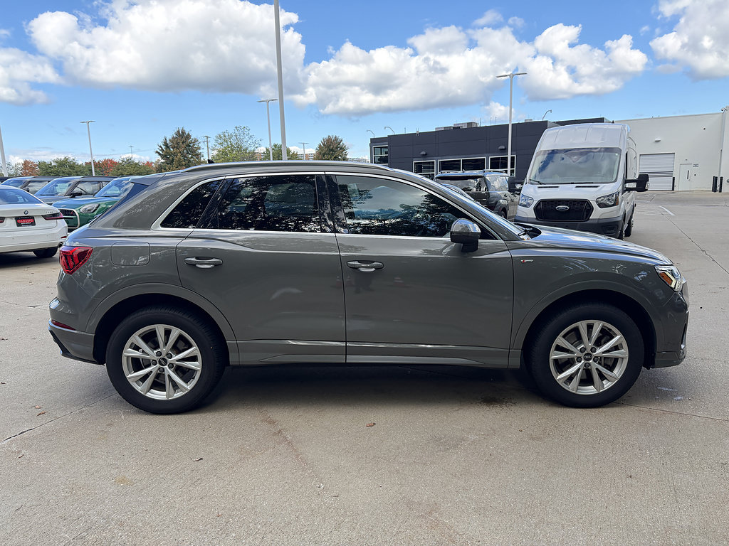 Used 2021 Audi Q3 2.0T Premium Plus AWD/4WD image 4