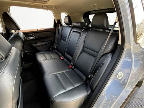 Used 2021 Nissan Rogue SL w/ Premium Package image 21