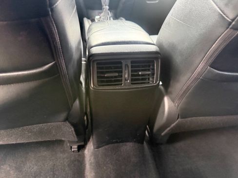 Used 2018 Nissan Rogue SL w/ Premium Package AWD/4WD image 28