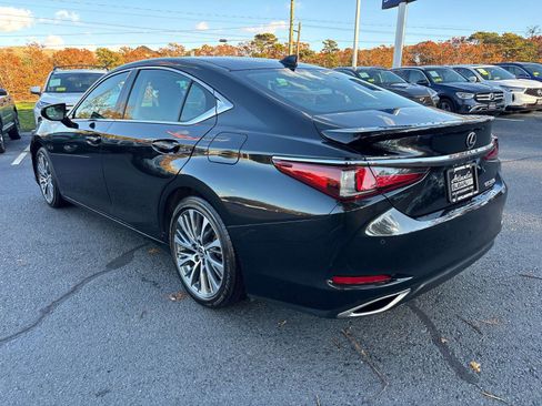 Used 2021 Lexus ES 350 w/ Premium Package image 5