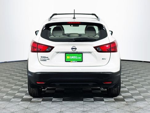 Used 2018 Nissan Rogue Sport SV FWD image 8