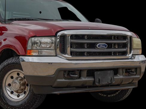 Used 2003 Ford F250 XLT image 5
