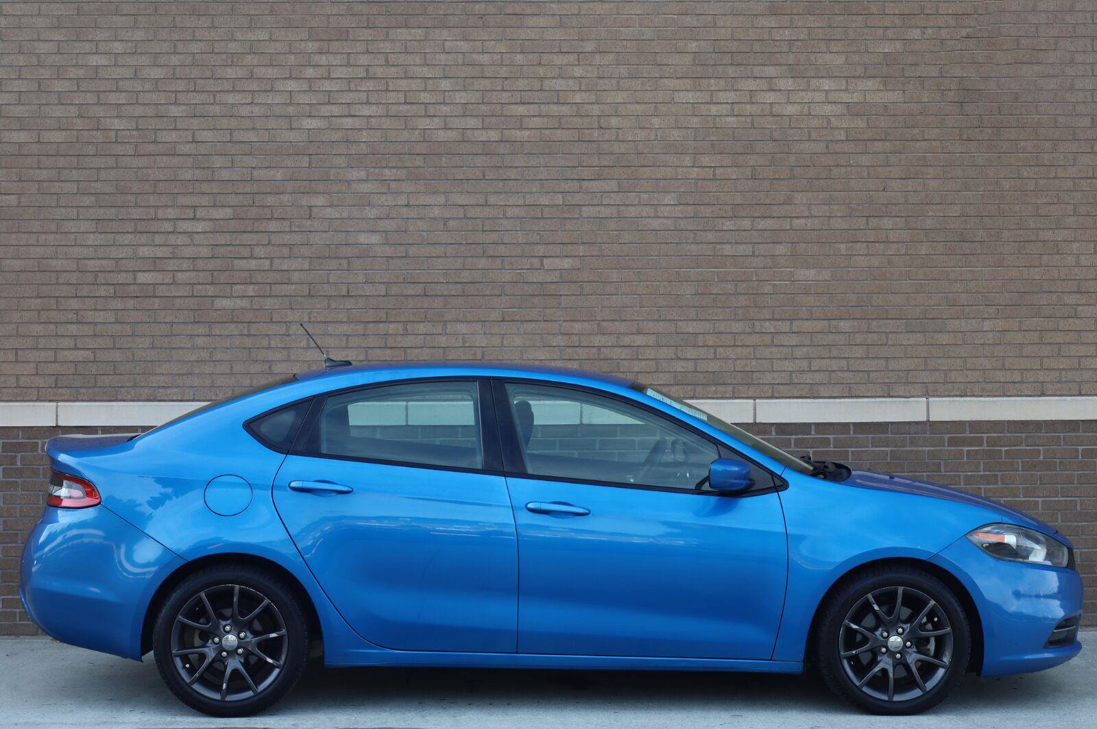 Used 2015 Dodge Dart SE w/ Convenience Group FWD image 2