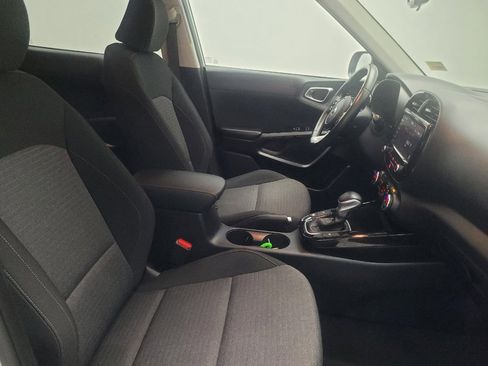 Used 2020 Kia Soul EX FWD image 21