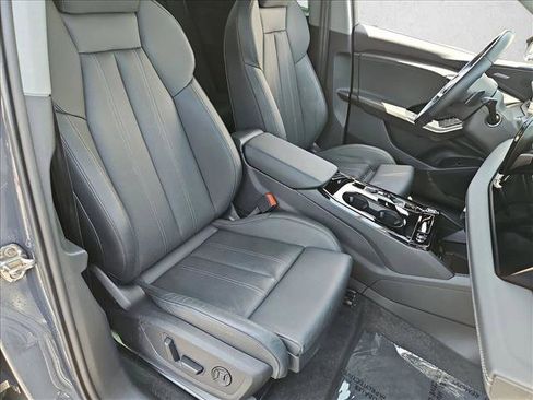 Used 2025 Audi Q6 e-tron Premium Plus AWD/4WD image 21