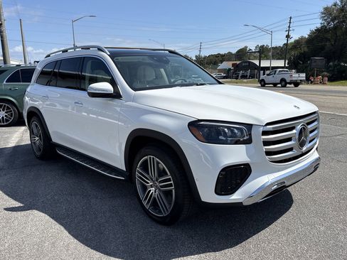 New 2026 Mercedes-Benz GLS 450 4MATIC image 7