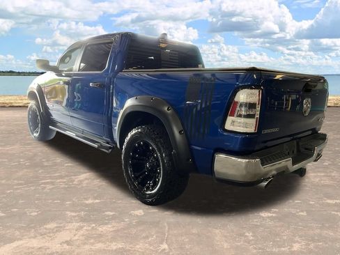 Used 2019 RAM 1500 Big Horn AWD/4WD image 4