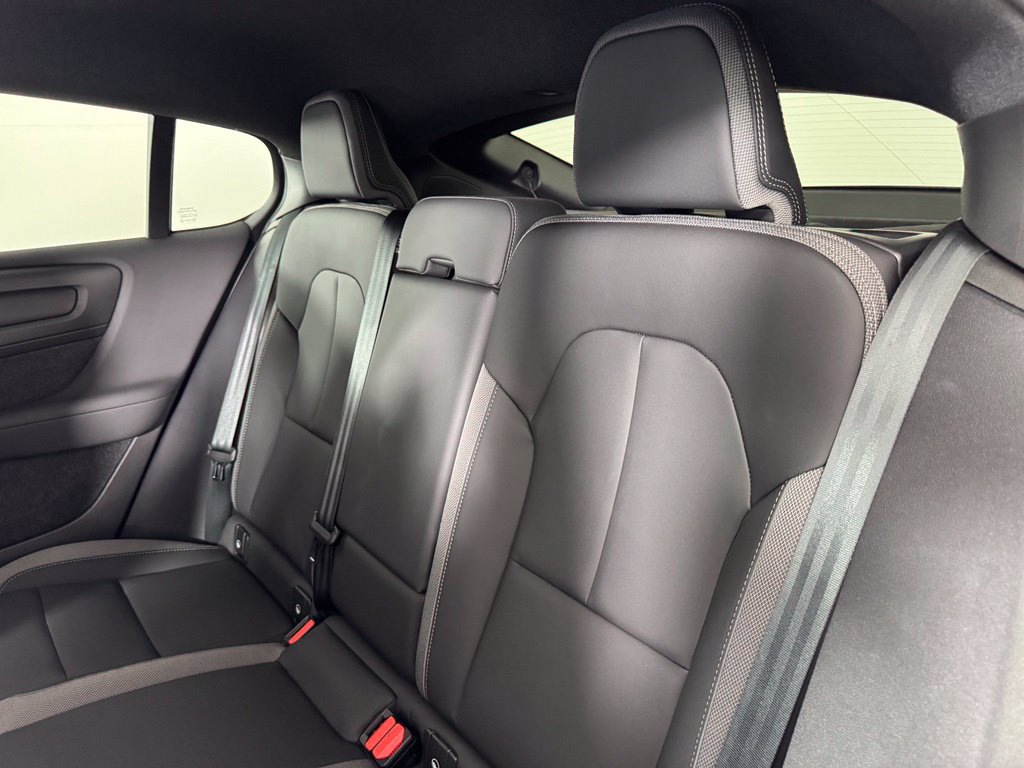 Certified 2023 Volvo C40 Recharge Core w/ Protection Package Premier AWD/4WD image 14