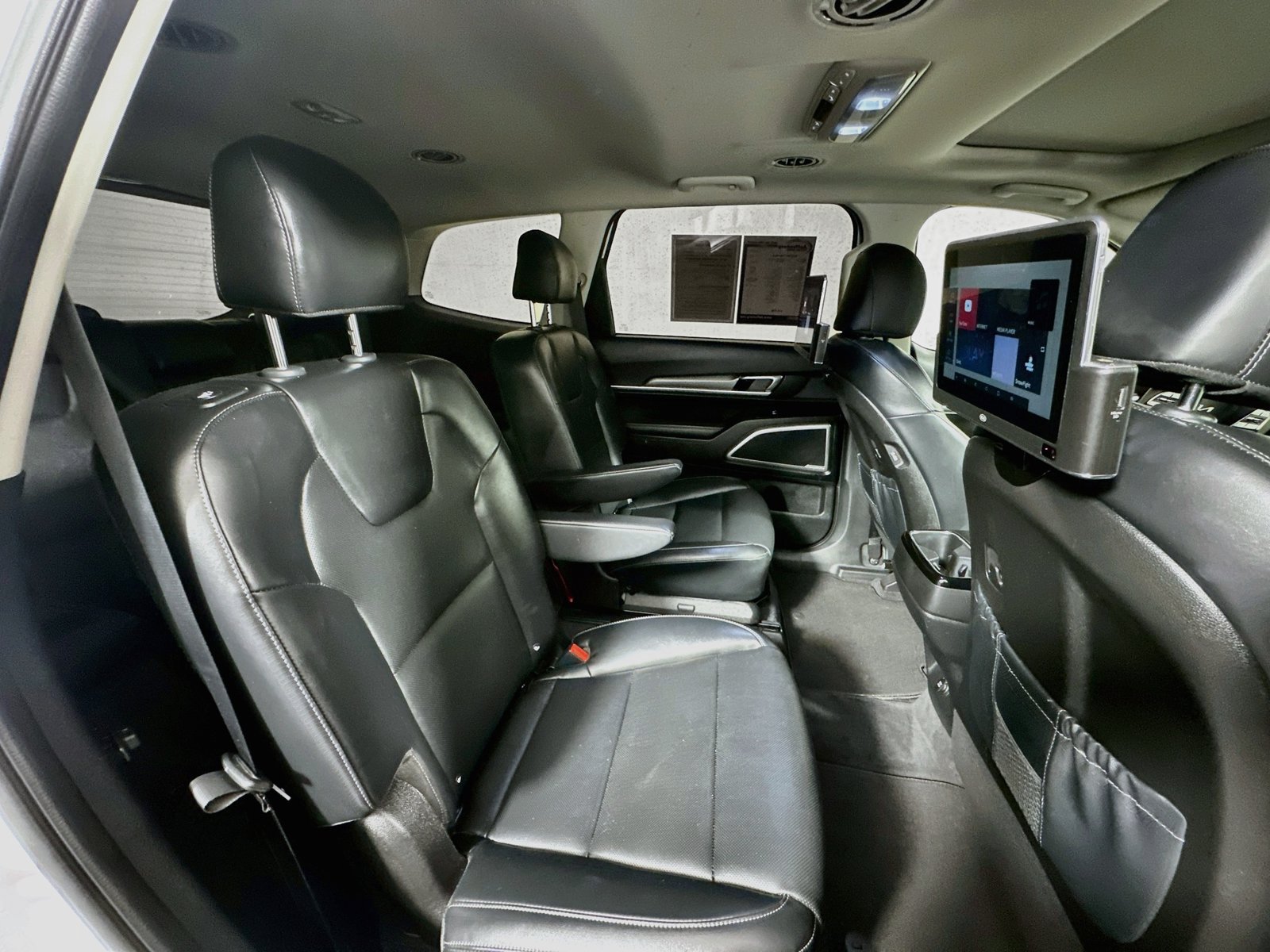 Used 2022 Kia Telluride S AWD/4WD image 29