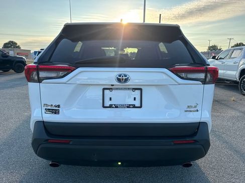 Used 2023 Toyota RAV4 XLE w/ Convenience Package AWD/4WD image 5