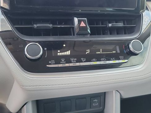 Certified 2025 Toyota Corolla Cross L FWD image 15