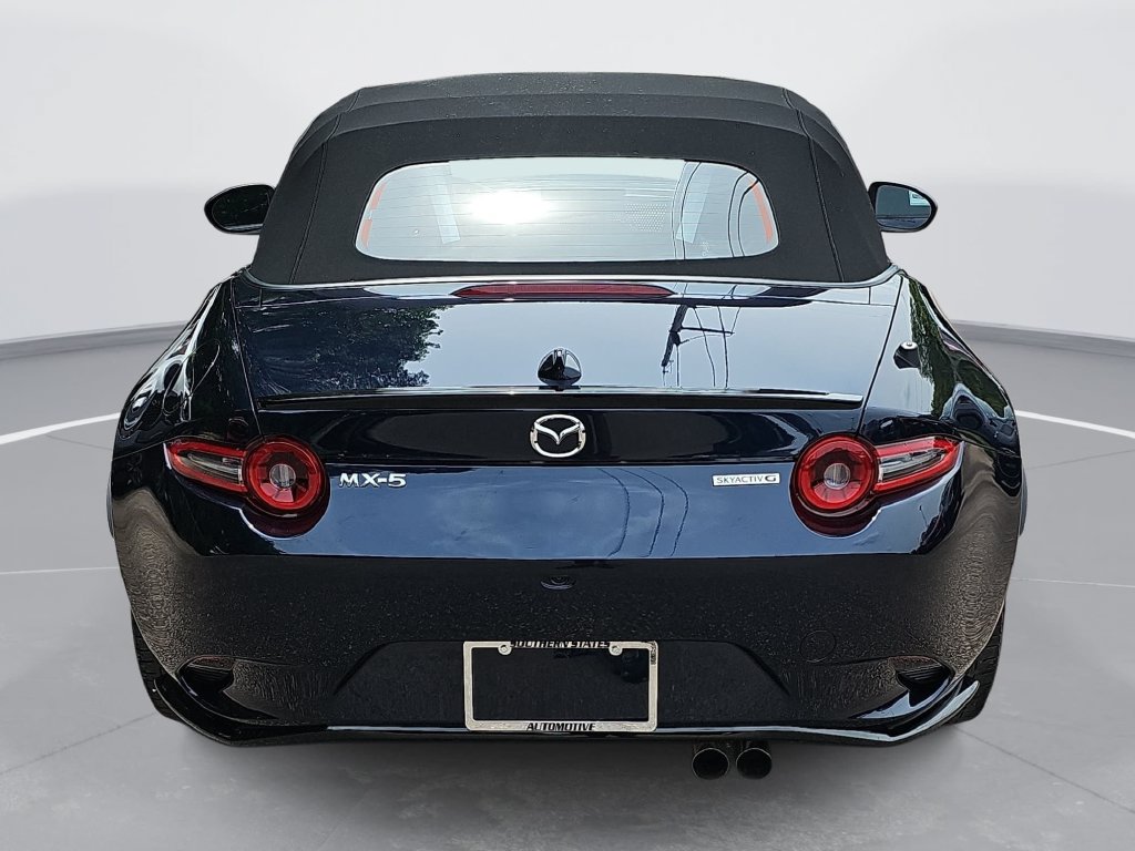 New 2026 MAZDA MX-5 Miata Club w/ Interior Package RWD image 6