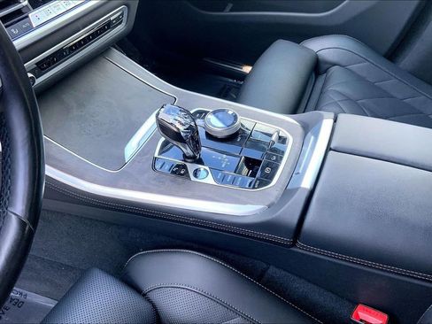 Used 2023 BMW X5 xDrive45e w/ Executive Package image 17