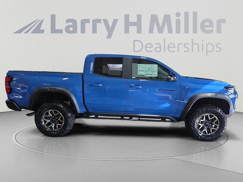 New 2026 Chevrolet Colorado ZR2 w/ Technology Package AWD/4WD image 9
