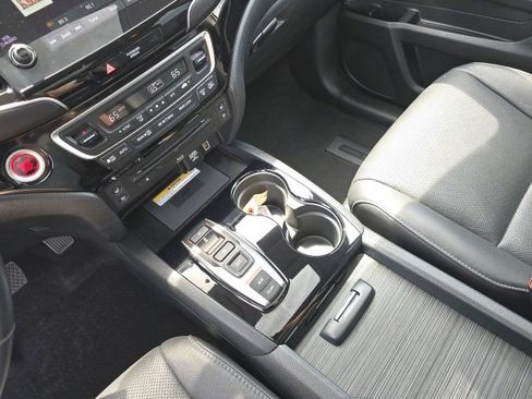 Used 2022 Honda Pilot Elite image 22