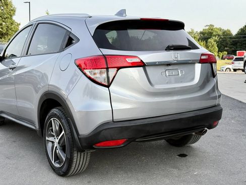Used 2021 Honda HR-V EX-L image 4