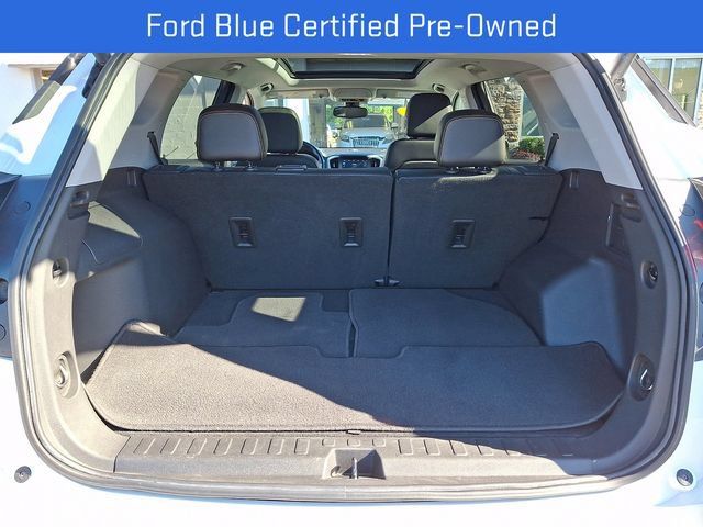 Used 2021 GMC Terrain SLT w/ LPO, Floor Liner Package AWD/4WD image 33