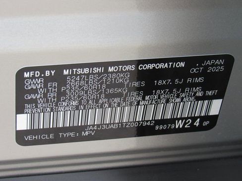 New 2026 Mitsubishi Outlander ES FWD image 13