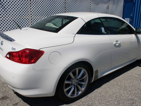 Used 2014 INFINITI Q60 Convertible w/ Premium Package RWD image 13