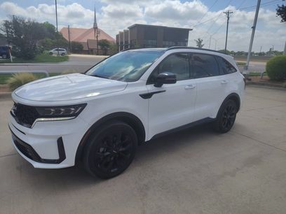 Used 2023 Kia Sorento SX
