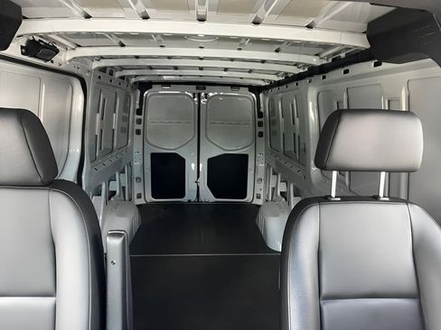 Used 2022 Mercedes-Benz Sprinter 144 Cargo image 14