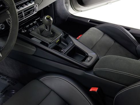 Used 2022 Porsche 911 GT3 image 22