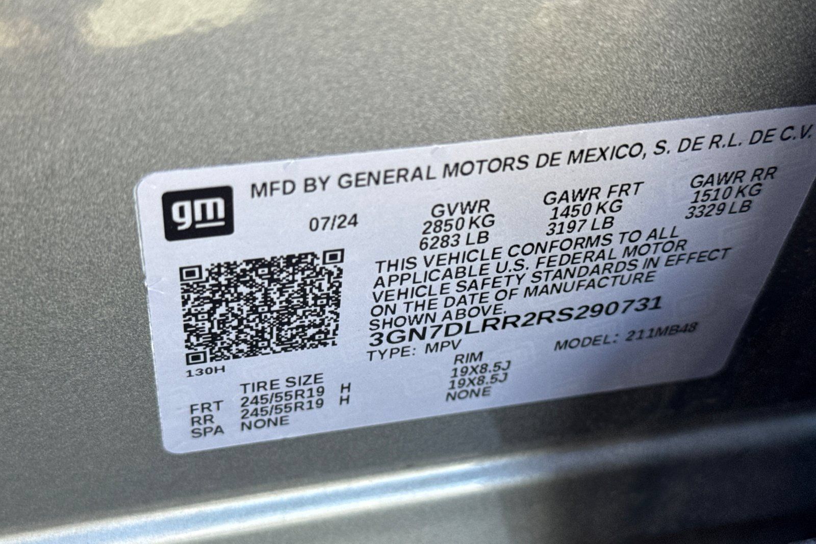Used 2024 Chevrolet Equinox EV LT w/ Active Safety Package 3 AWD/4WD image 32