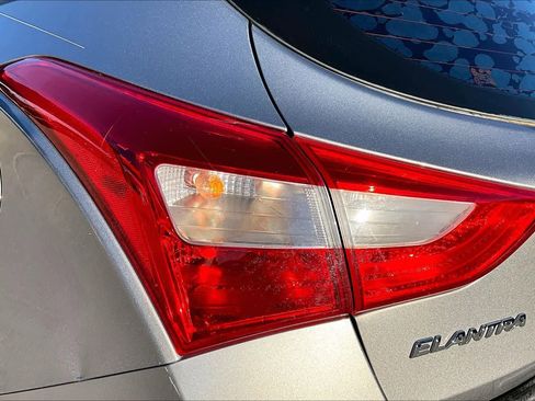 Used 2013 Hyundai Elantra GT w/ Touch & Go Pkg image 28