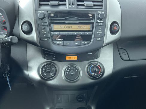 Used 2011 Toyota RAV4 Sport image 18